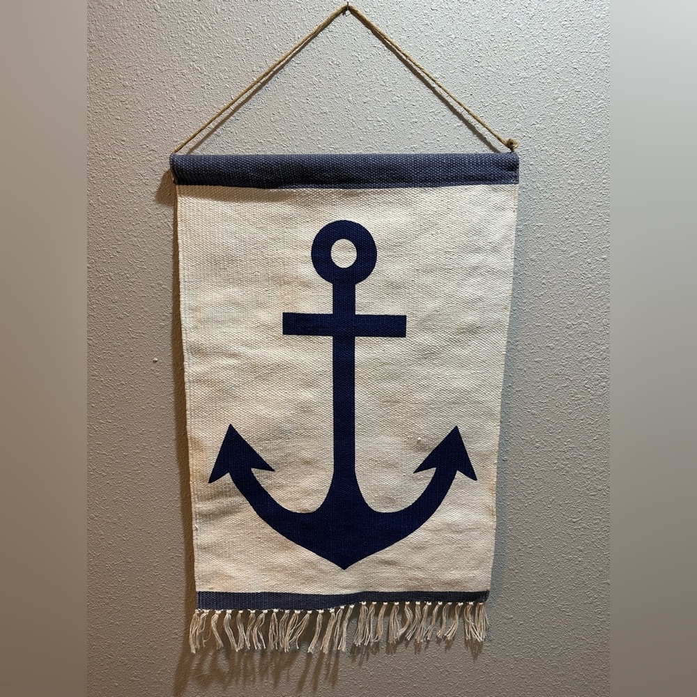 Nautical themed wall hanging